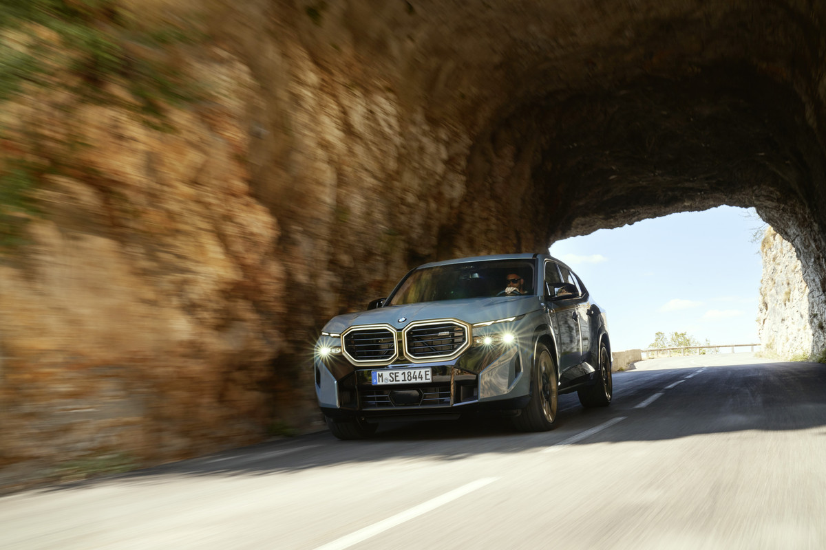 P90478684_highRes_the-first-ever-bmw-x