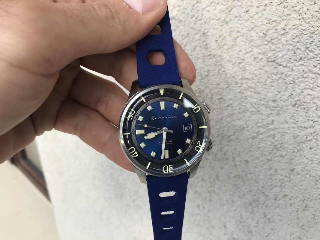 812752E7-67D2-4462-97AF-9026A38C8923