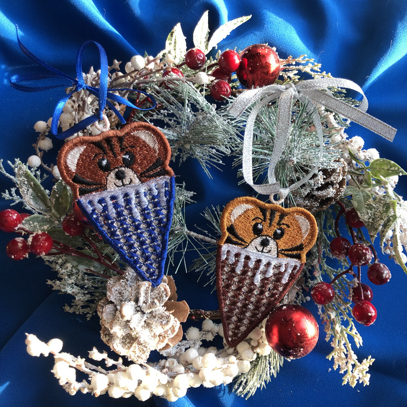 A90FFEC5-971D-49B2-A7C6-EBE349B5A4DC