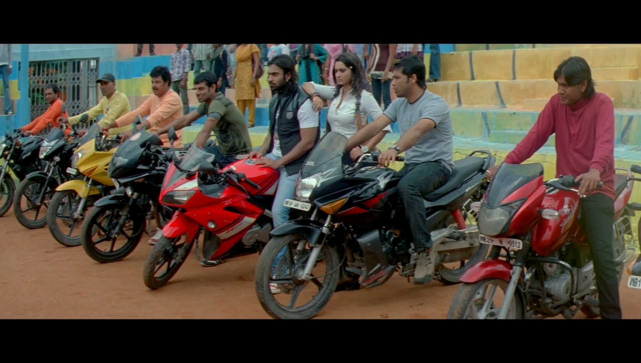 Paglu Movie Screenshot