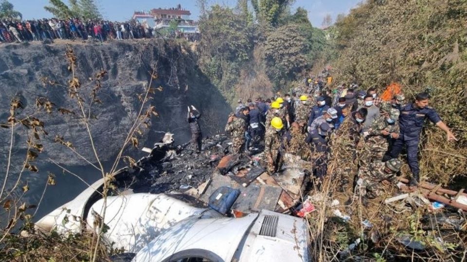VIDEO: Accidente aéreo deja un saldo de 68 fallecidos; cuatro personas continúan desaparecidas