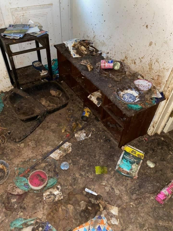 D5D42DDA-1FC1-4216-854C-6B97427C4E80