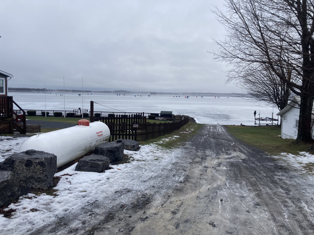 F8C230DE-1AB2-49DB-BF8C-F12CB5323FB8