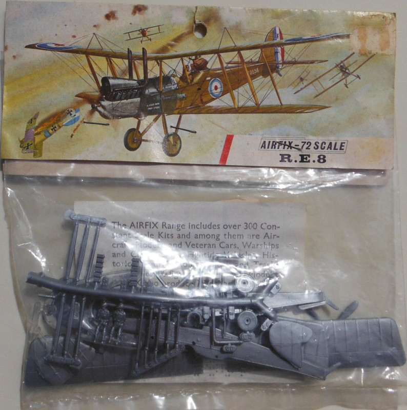 Airfix 72 R.A.F. R.E.8 (96)