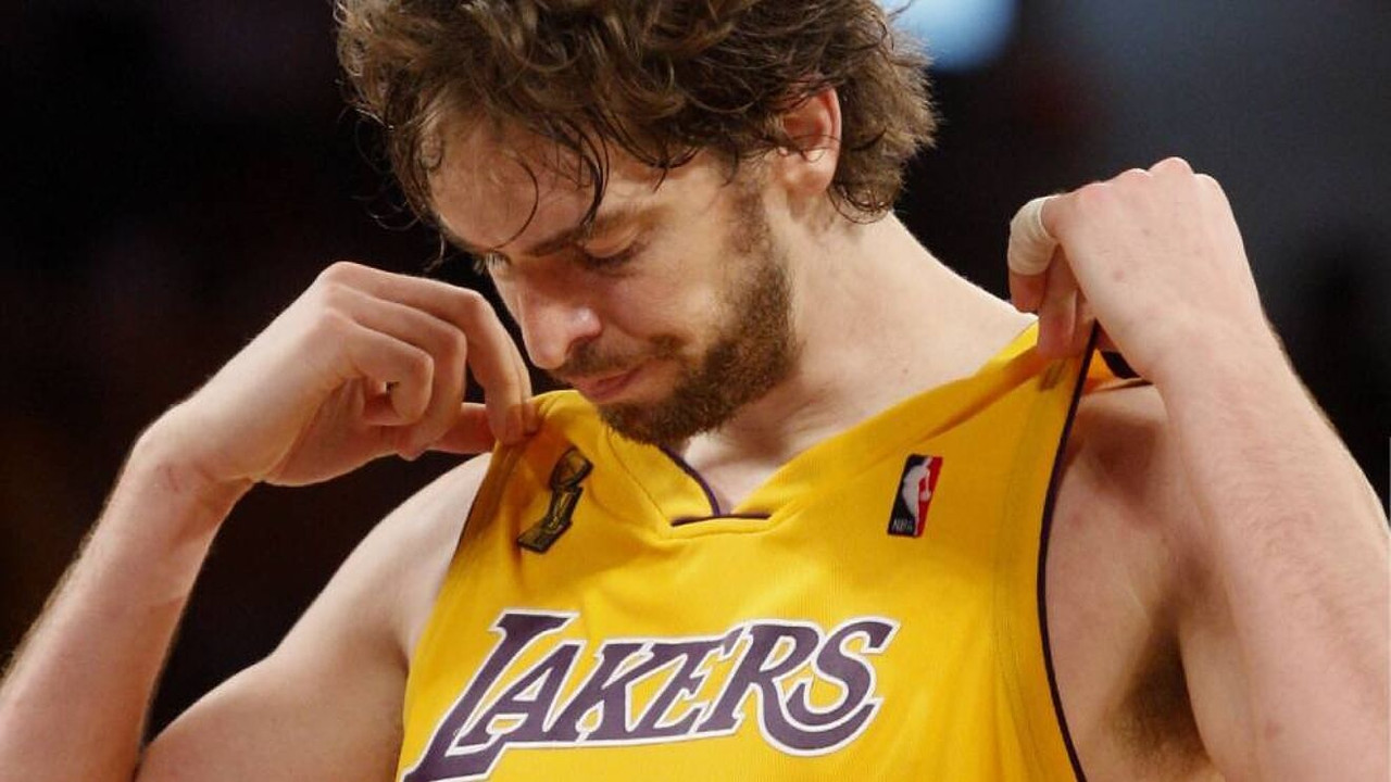 Pau Gasol de Lakers anuncia su retiro del baloncesto tras 21 temporadas