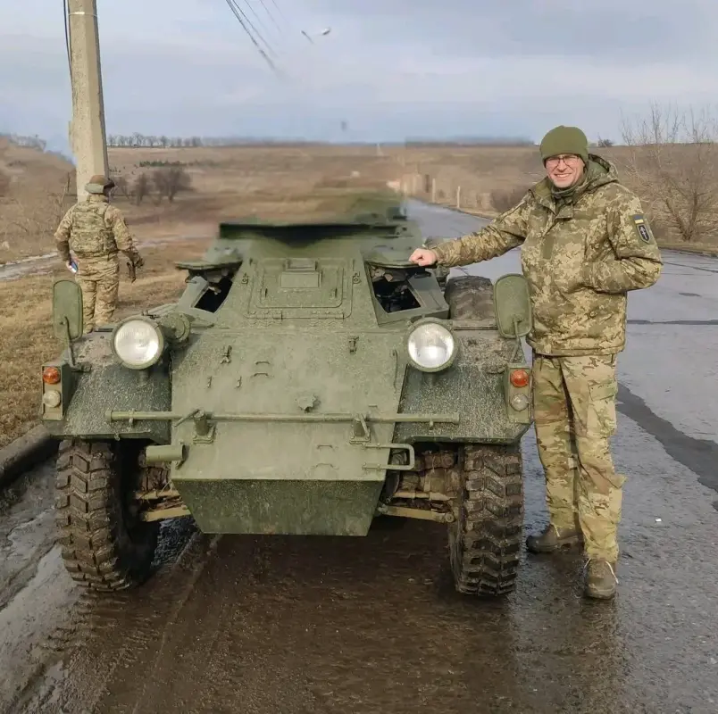 british-ferret-mk-1-armored-scout-car-in-ukraine-v0-e97kx09fniyb1.webp