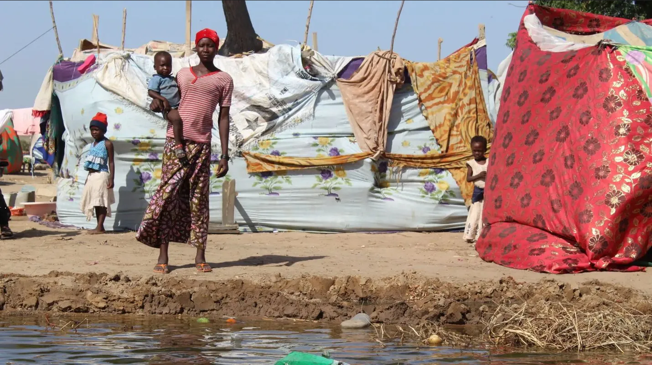 Piden en Kenia a ciudadanos ir a zonas altas por las inundaciones