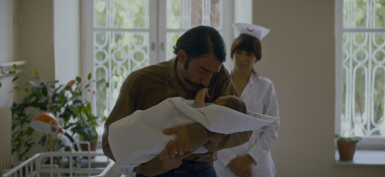Mucize Ask Movie Screenshot