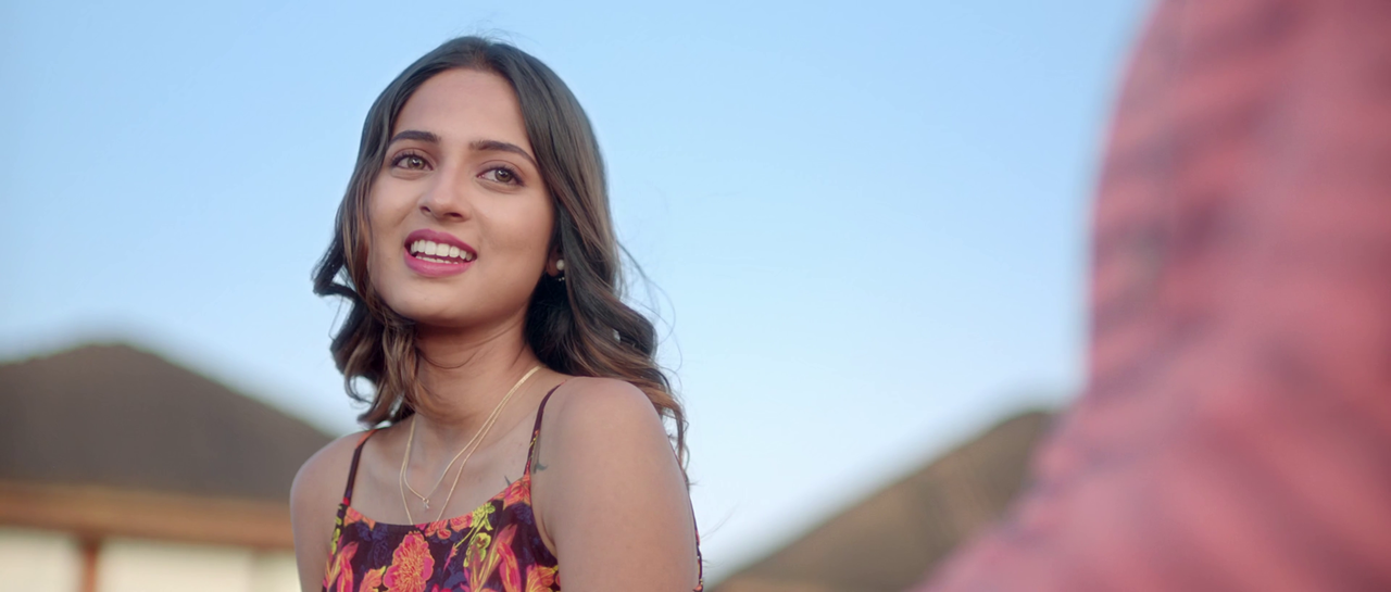 vlcsnap-2022-10-24-00h15m44s330