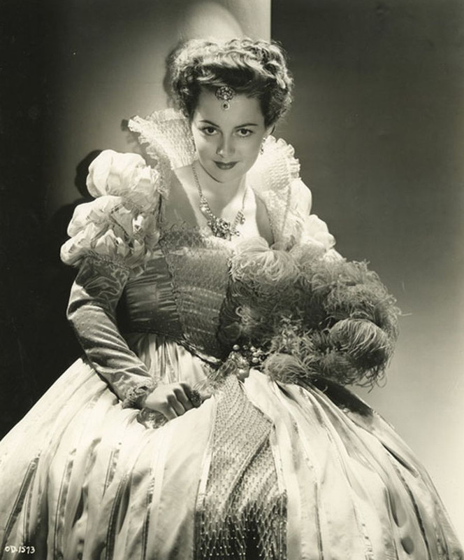 olivia_de_havilland_c23