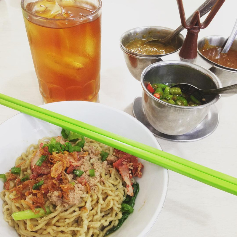 Bakmi Ernie, tempat sarapan enak di Kelapa Gading, Jakarta.