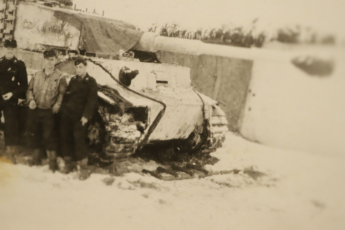 Foto 2.WK Panzer Tiger Tarnfarbe weiß Original Foto2