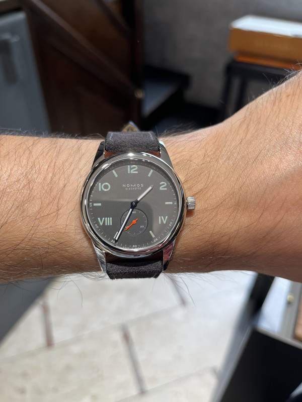 60D72A34-56F0-4F2B-8176-C7A808F2528C