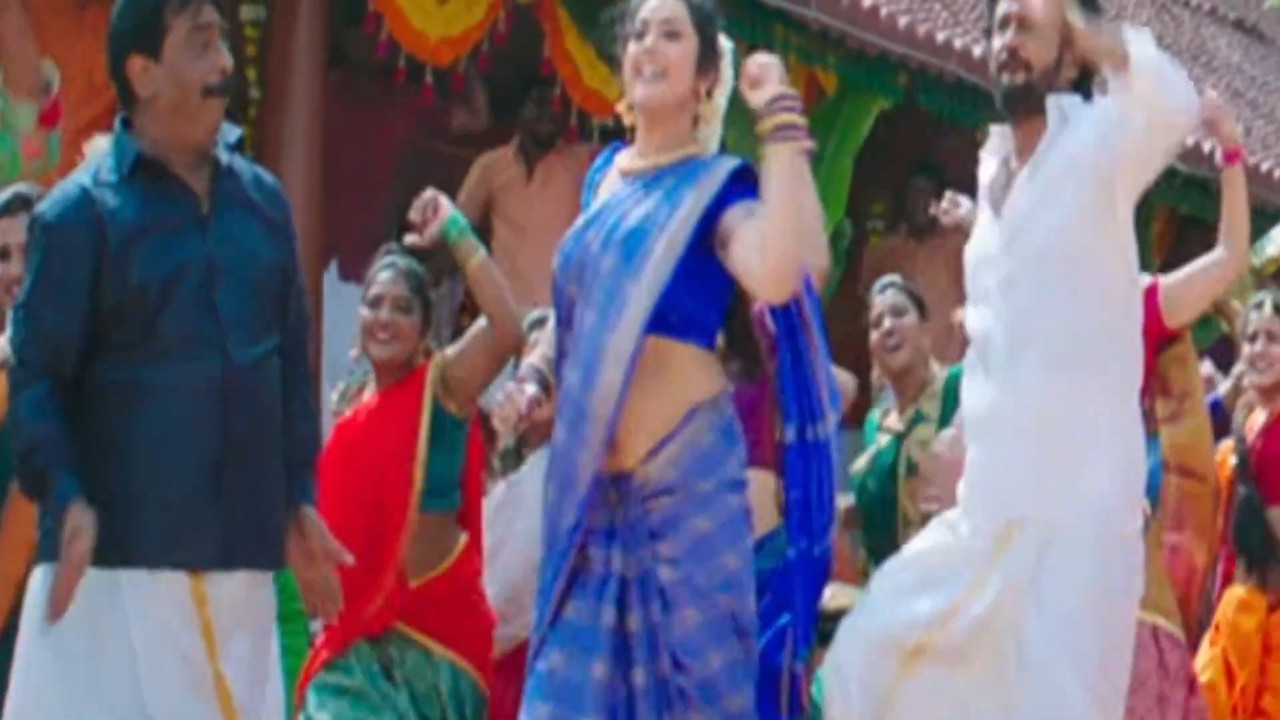 Meena Latest navel show from Marudhaani.mkv_snapshot_00.06.994