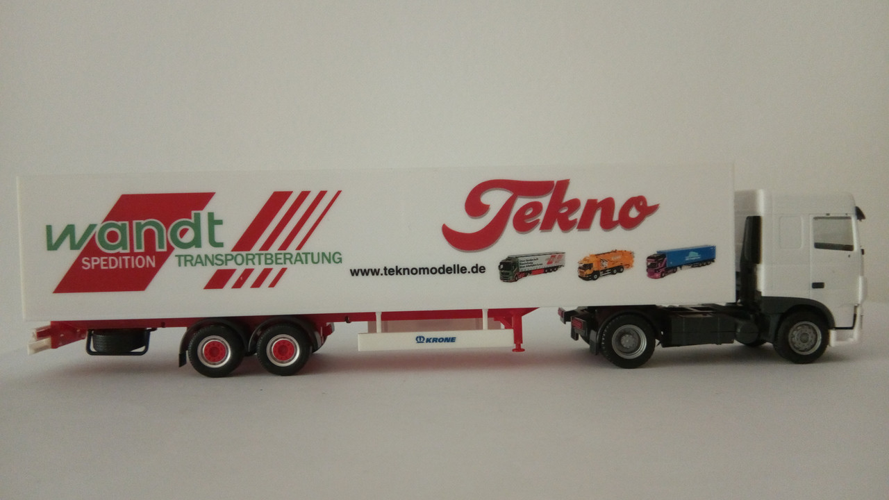 Macht (7602)