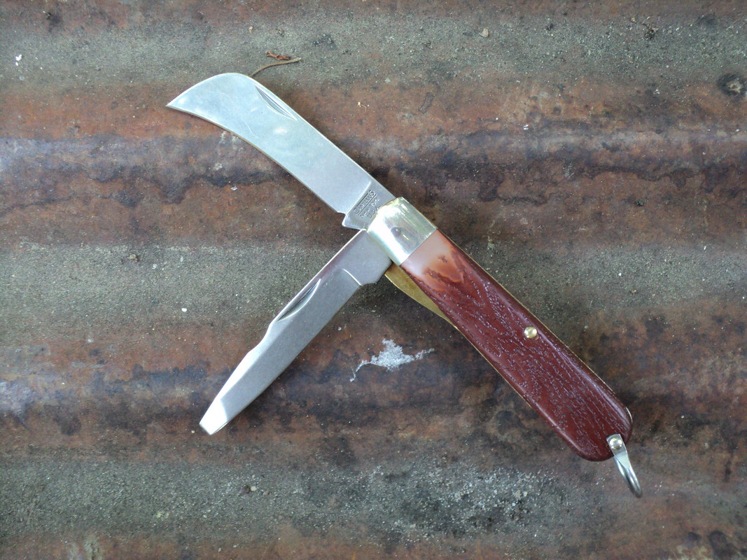Camillus_Electricians_Knife_-_main_blade_variation.jpg