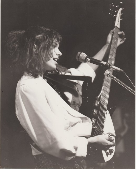 Susanna-Hoffs.jpg