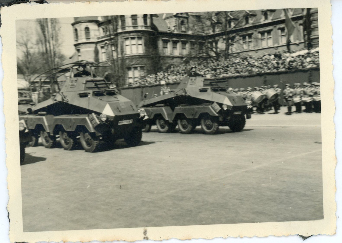 Panzer Tank Panzerspähwagen 8 Rad Parade Foto