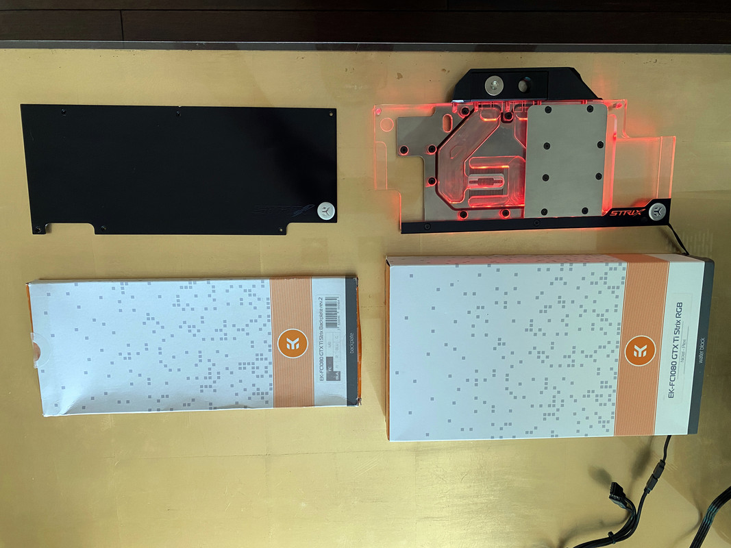EK GTX1080Ti Strix Nickel RGB rosso