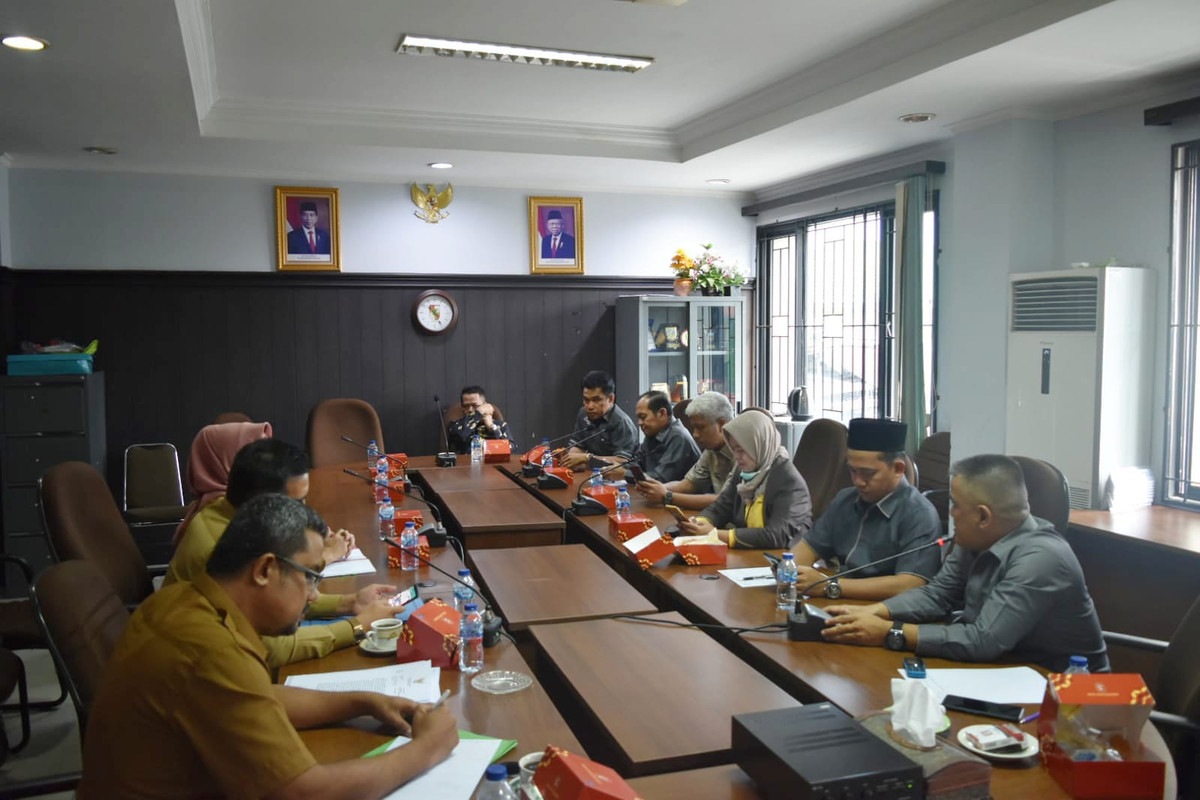 Suasana RDP saat membahas Benkeu Parfol di Komisi I DPRD Pekanbaru
