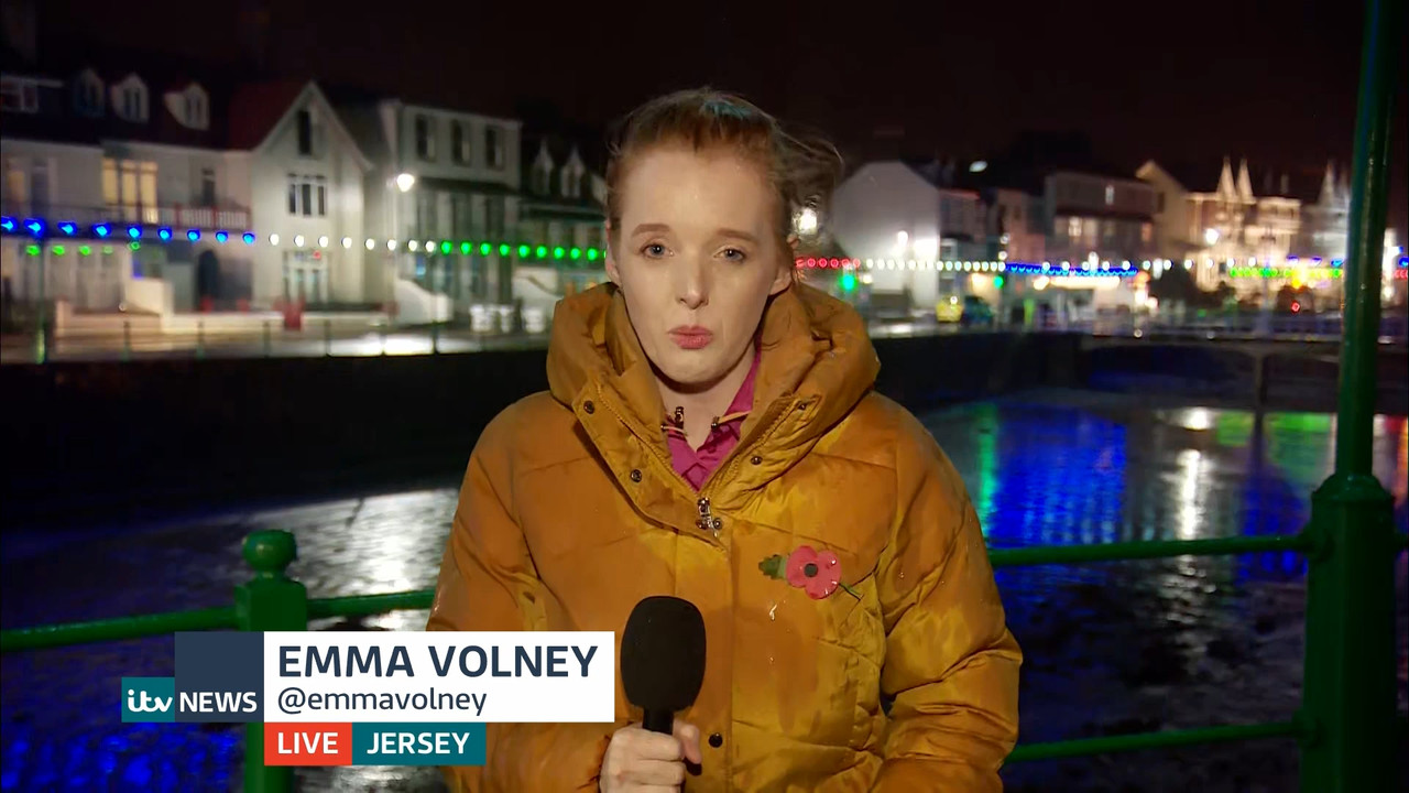 ITV Evening News_20231101_18301930.ts_snapshot_07.29.218