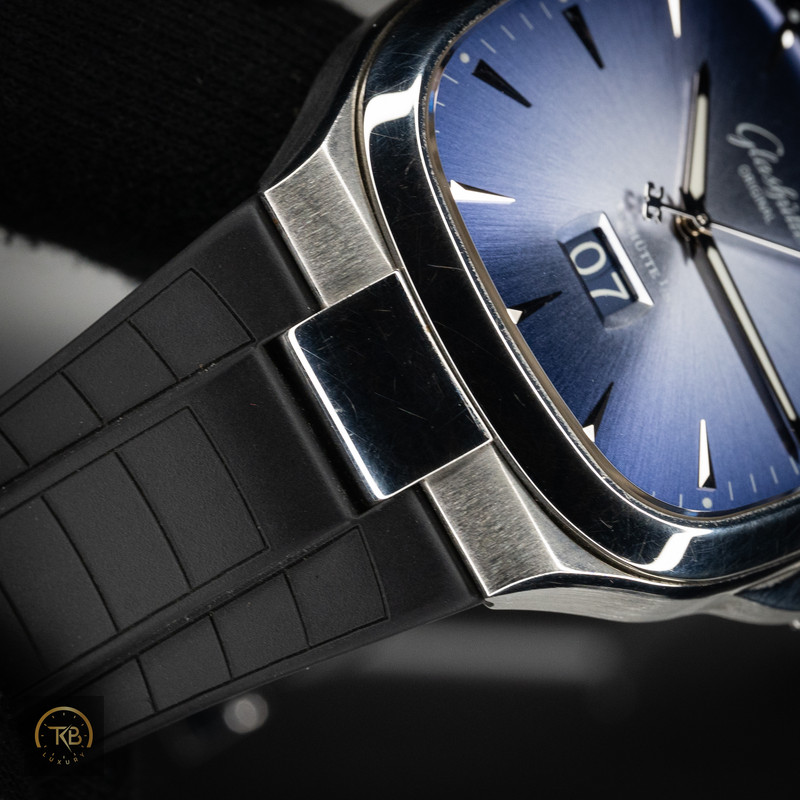 Glashutte Original Seventies Panorama Date - Image 9