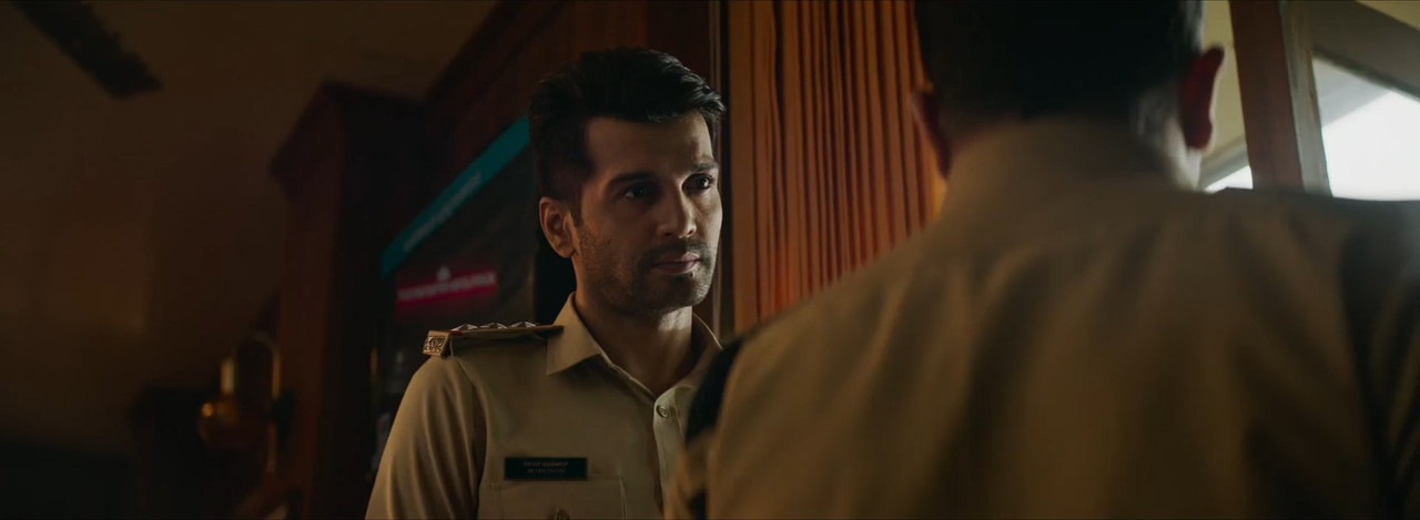 Identity 2025 WebRip [Hindi + Tamil + Telugu + Malayalam + Kannada] 480p, 720p ESub Screenshot