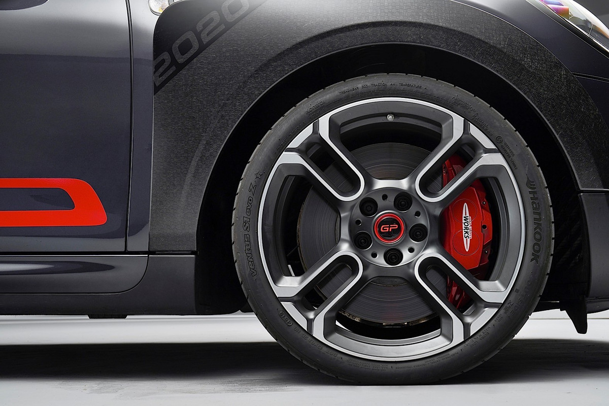 2021 MINI John Cooper Works GP (18)