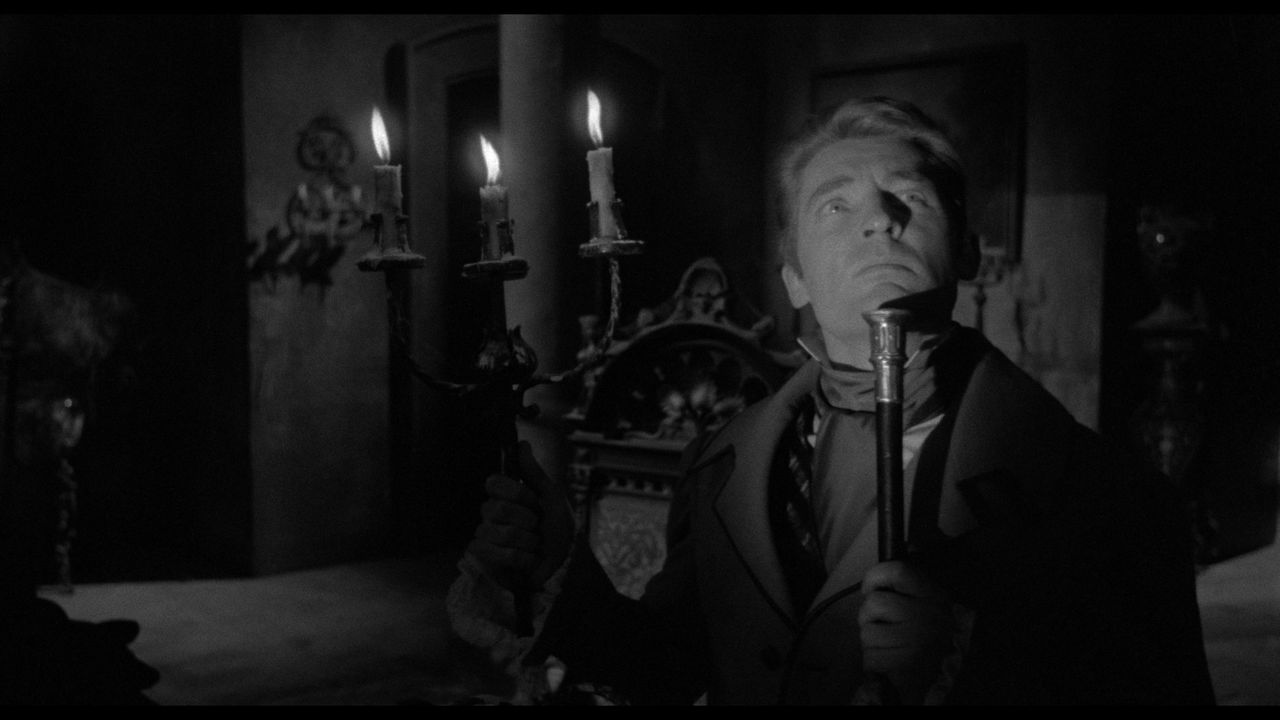 mpv-shot_Danza.Macabra.Castle.of.Blood.1964.2160p.UHD.BDREMUX.HDR.HEVC.-Нечипорук_00_25_22_0006