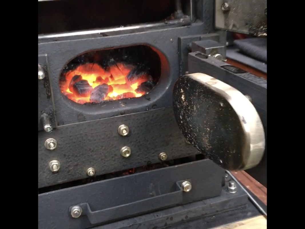 FF8BDC00-2DCC-4D21-8985-F93BF7FD3CC6