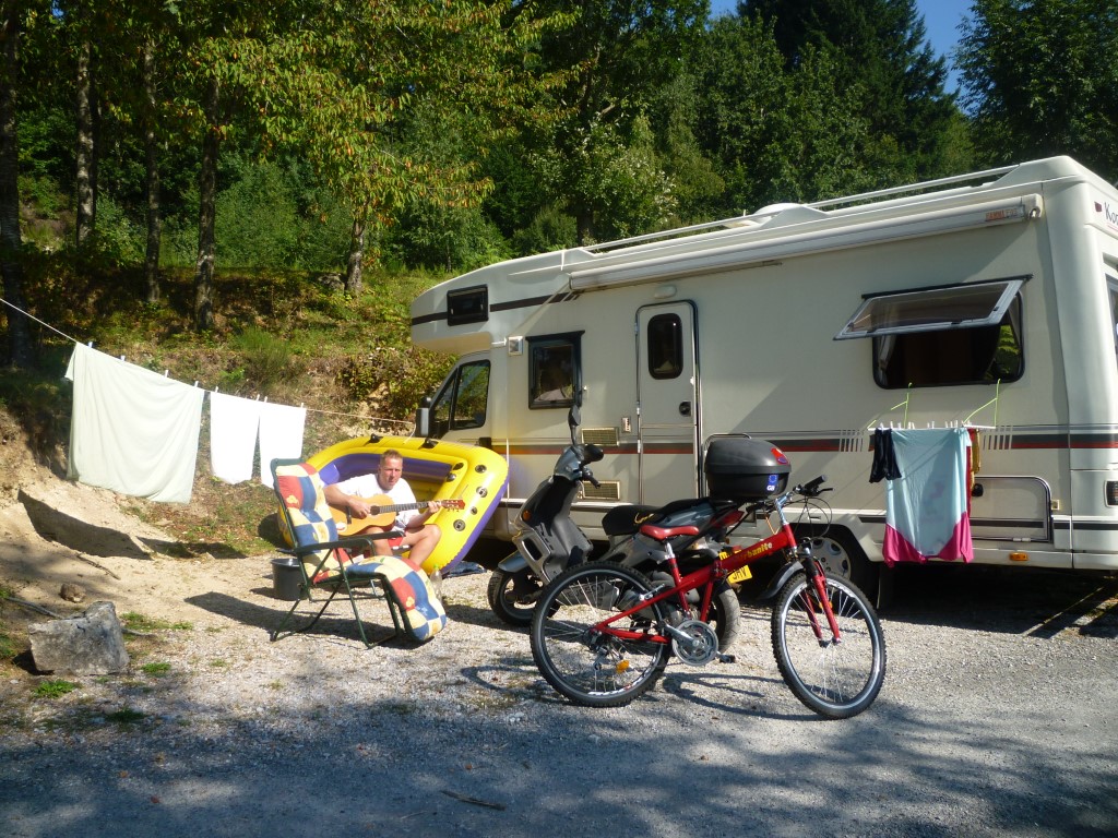 Gypsy-camp-Medium.jpg