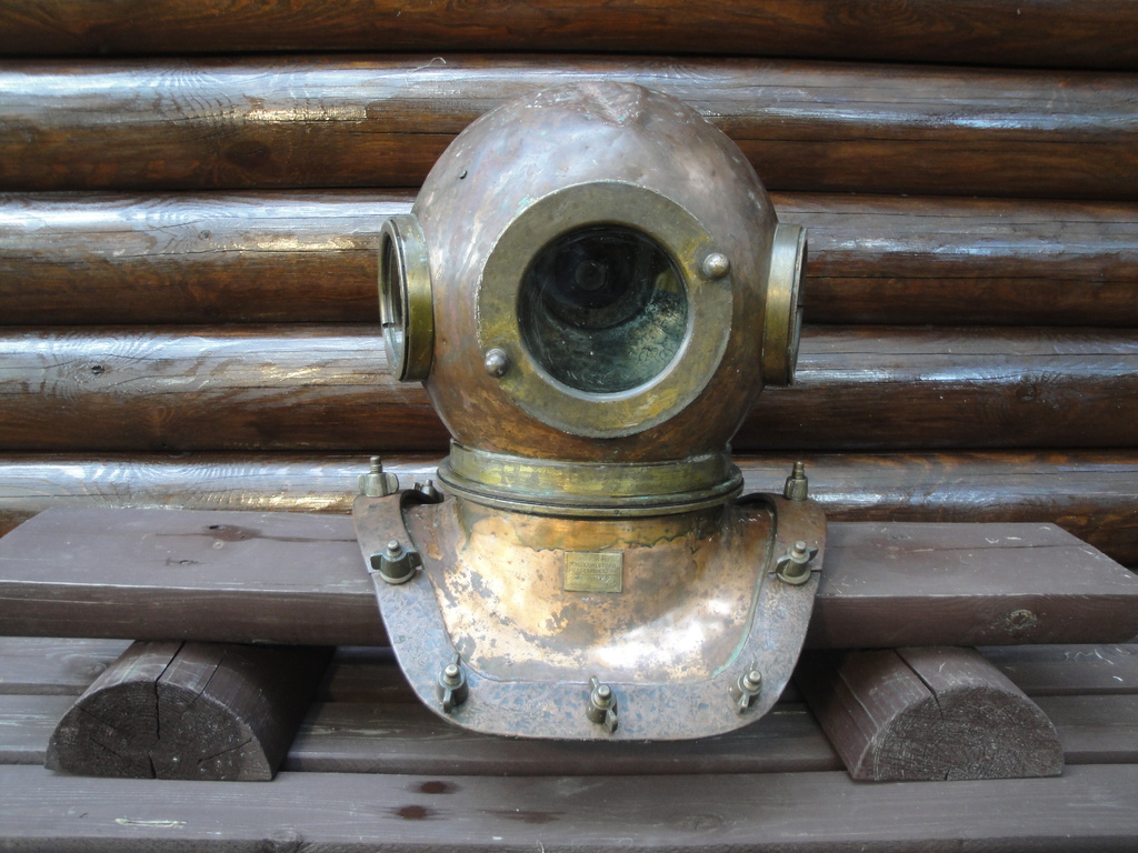 3. шлем Ш-12   1968г.