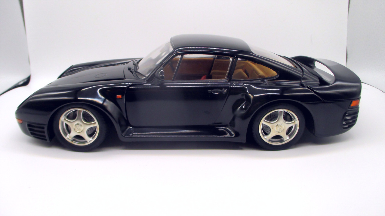 Testors/Fujimi 1/16 Porsche 959 IMG-0212