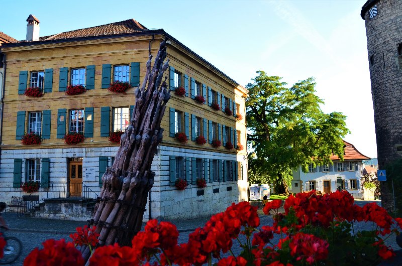 MURTEN-4-9-2019 - Suiza y sus pueblos-2019 (33)