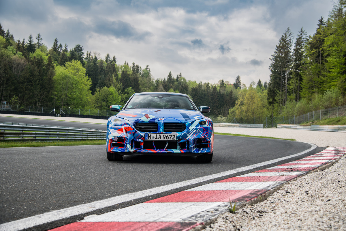 P90468048_highRes_the-all-new-bmw-m2-u