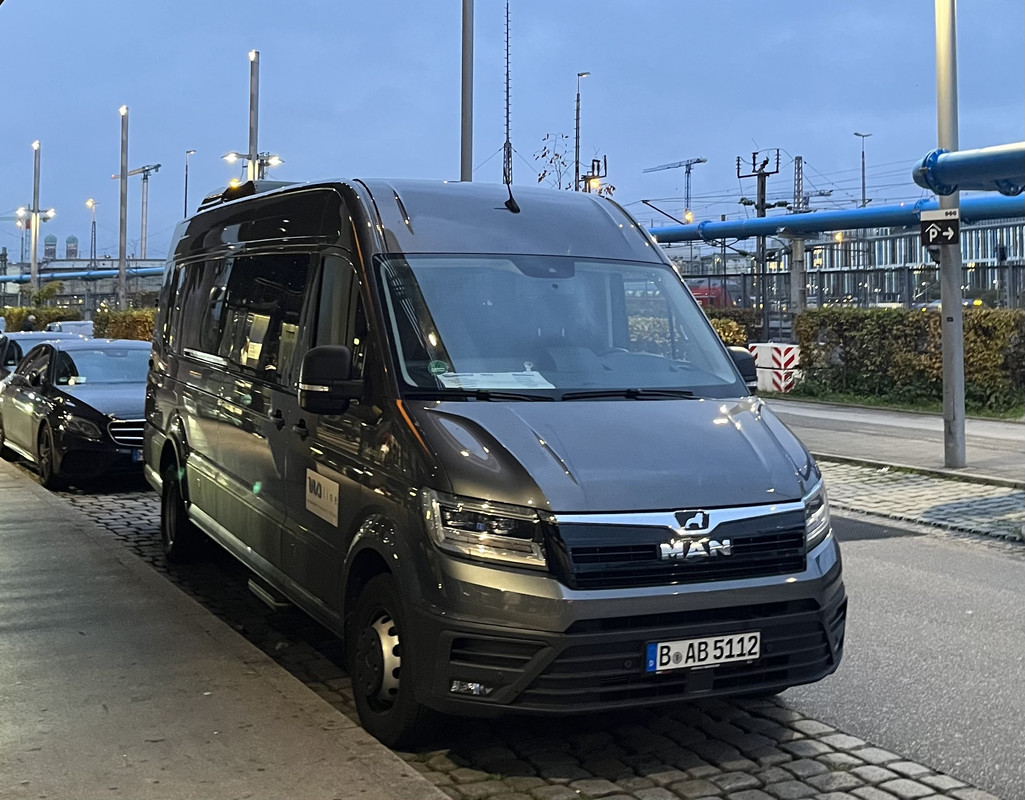 700F3AF1-E995-4F29-8678-B14182F21668