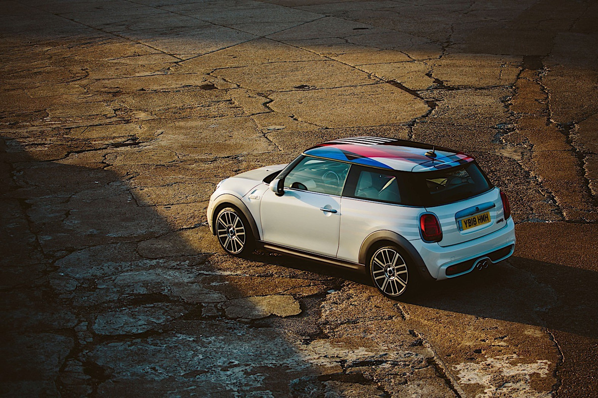 Mini Cooper S 3 door Royal Wedding (15)