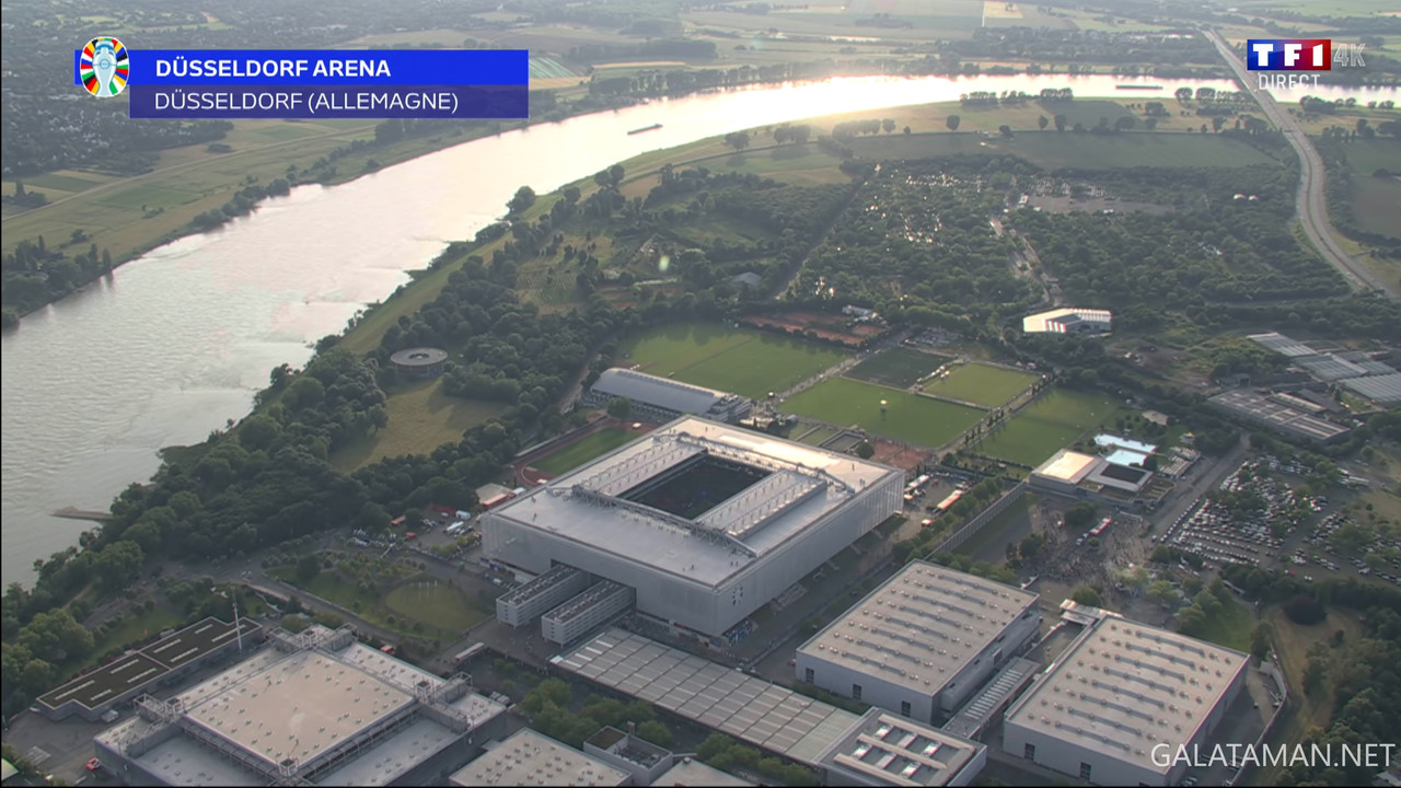 06-17_20-20-01_FR   TF1 4K UHD_Austria vs France.ts_snapshot_30.13.693