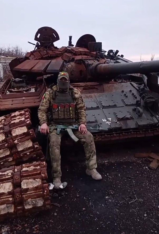 1037 T-72B3 Obr2016 destr 09 03 24
