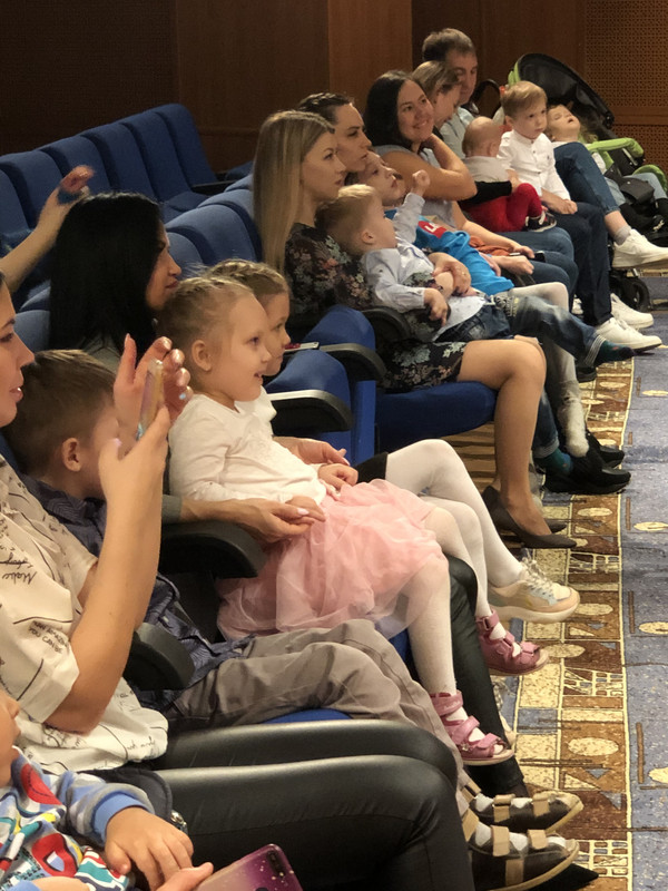 5CAD8EDE-F492-44DD-B6D2-B91EBB7A39B2