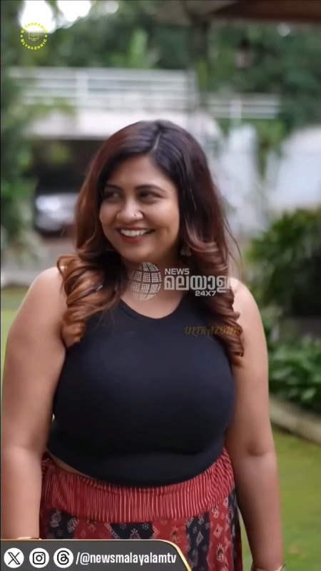 Sethu Lekshmi sexy huge boobs and tummy in black dress mp4 snapshot 00 49 414