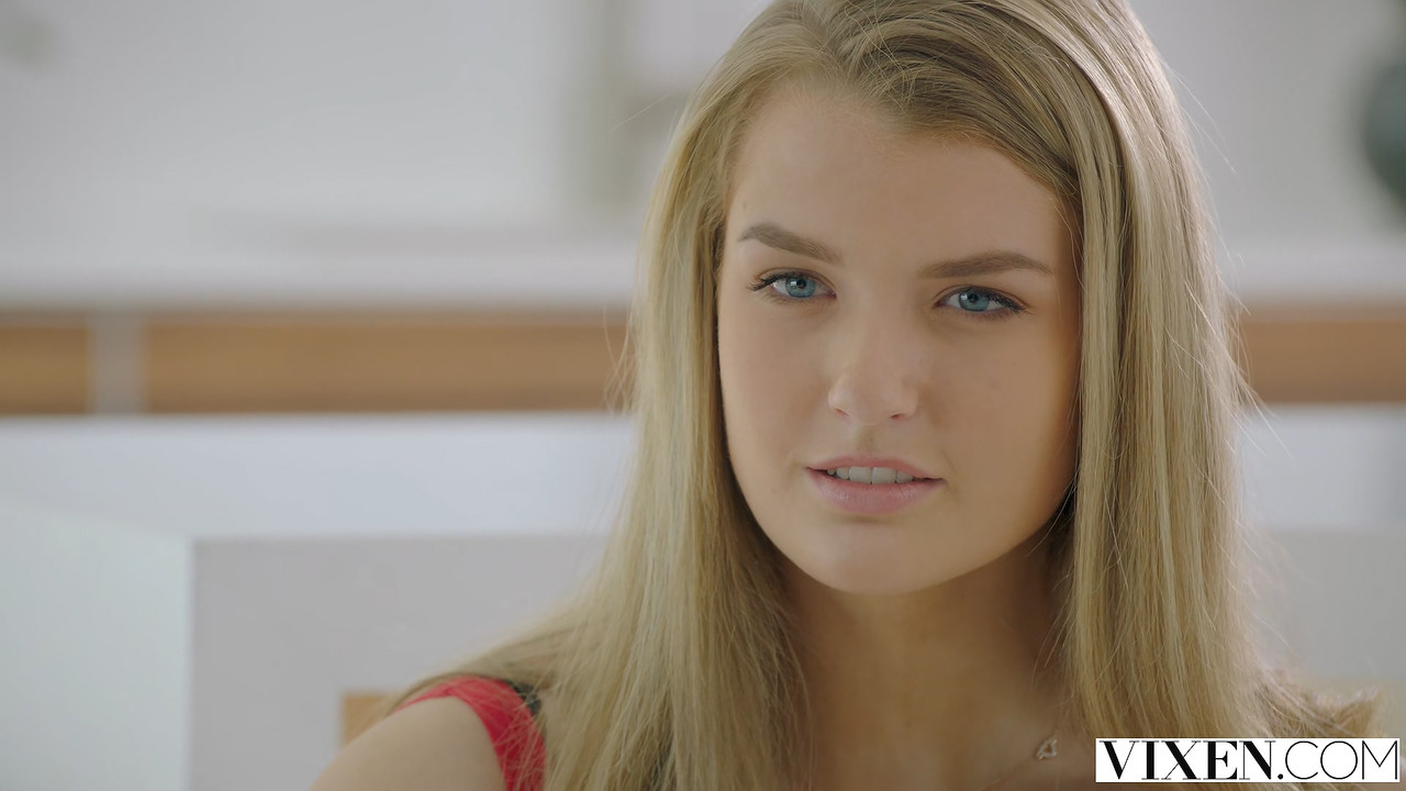 [HR] Mia Melano 18-12-25 [53119F7D]_01
