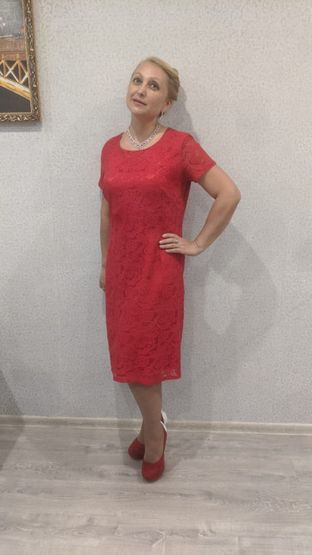 оля крас.платье