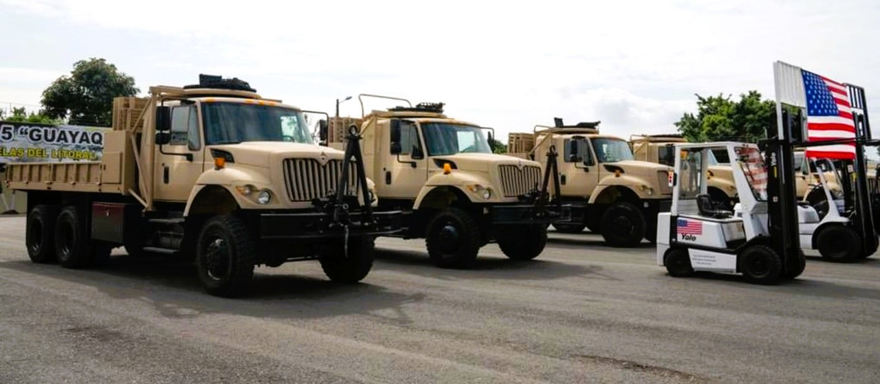 Ecuador incorpora camiones Navistar 7000 MV para vigilancia y control del orden público