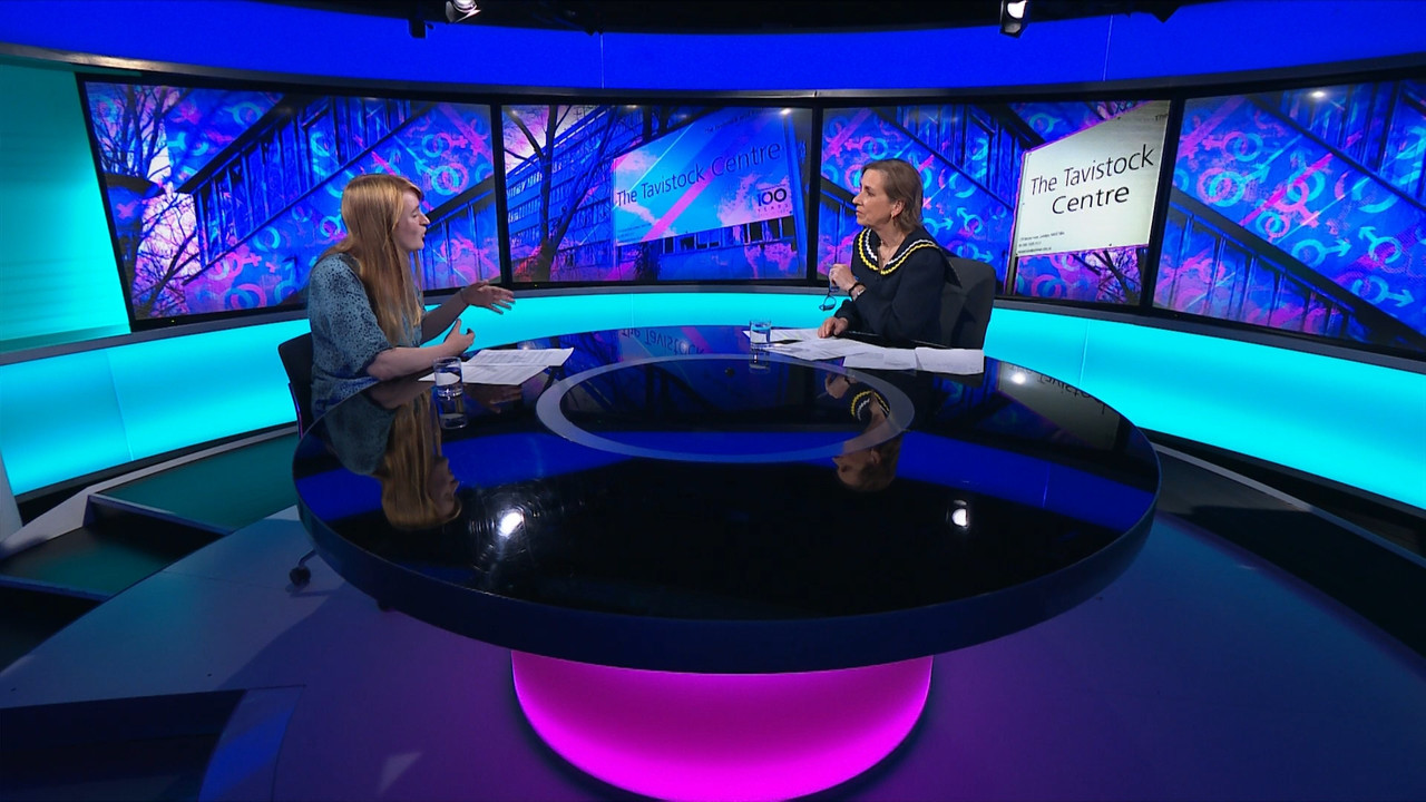 Newsnight_20220728_23002340.ts_snapshot_33.55.185