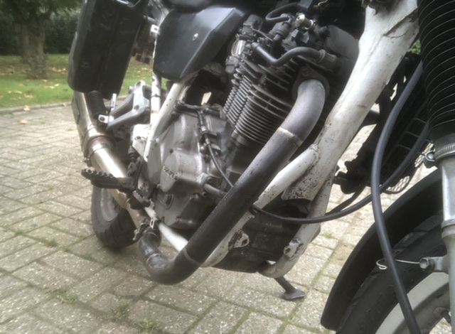 DFB4D2CD-63EA-4879-A6B3-8CB85528AA66