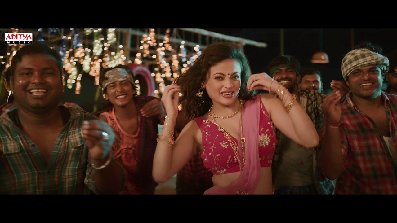 [Image: vlcsnap-2025-12-21-18h20m14s651.png]