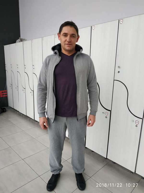 8D087467-7E31-4F92-B863-9A1D215D2CA7