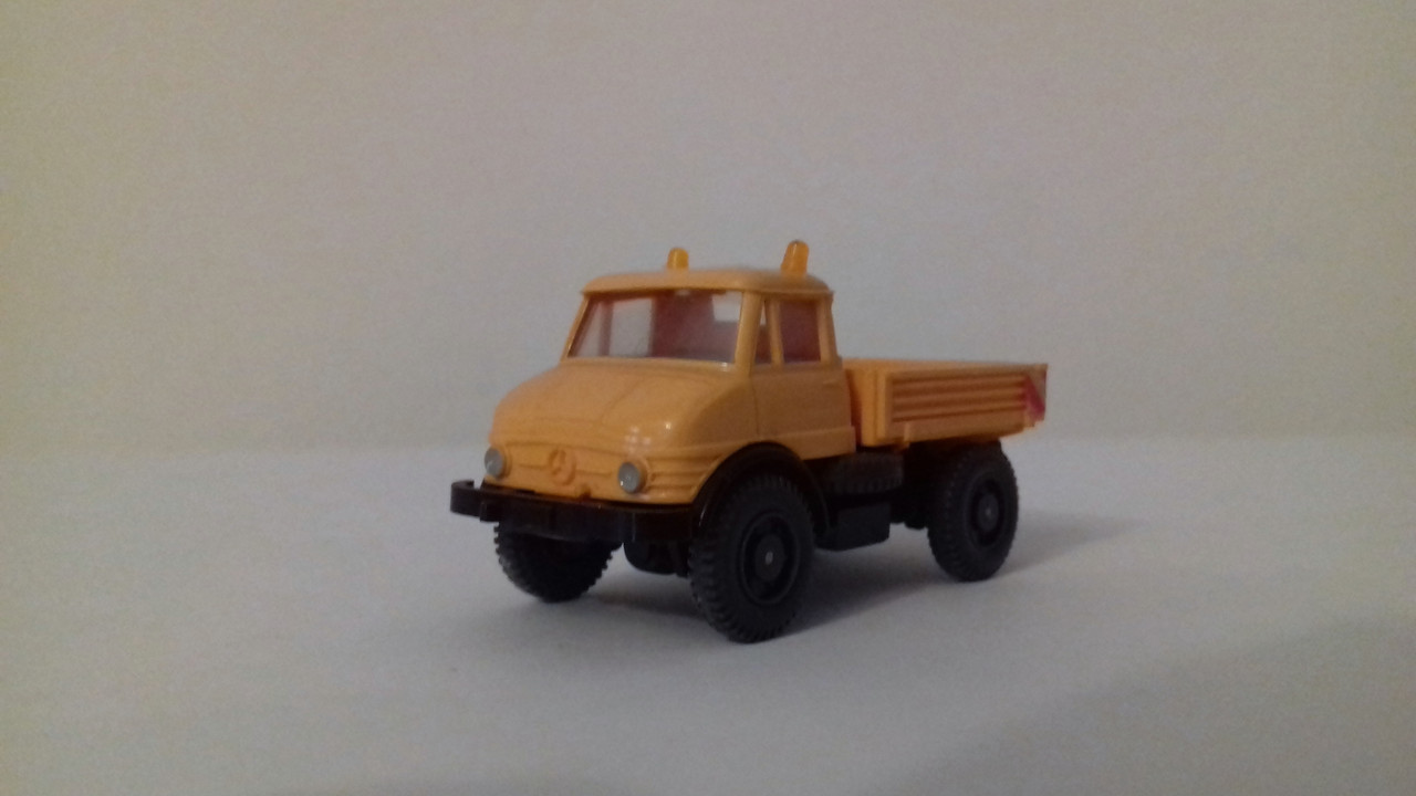 Mach (7452)