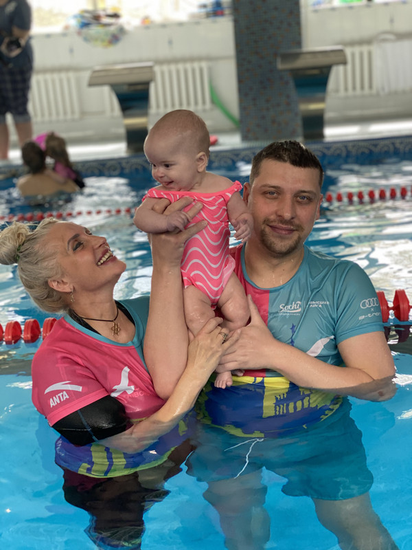 EFEA0147-9C34-499E-8256-4870805EF387